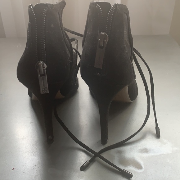 Jessica Simpson heels - Picture 3 of 5